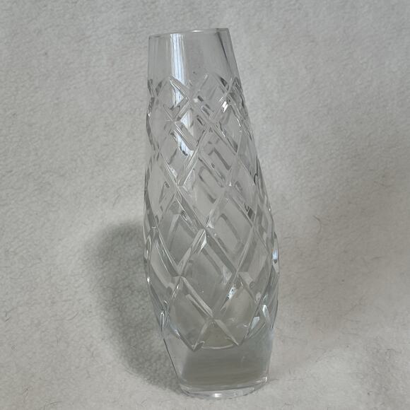 Crystal Bud Vase Pineapple Cut - Picture 1 of 4